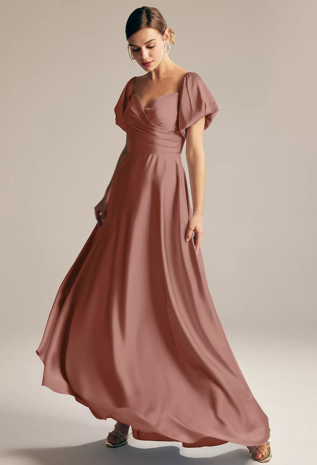 rose gold bridesmaid dress australia Bridesmaid Rose Gold Dress Currently Obsessed With Rose Gold! ? #bridesmaids  #rosegold #weddinginspo #weddingplanning #explore