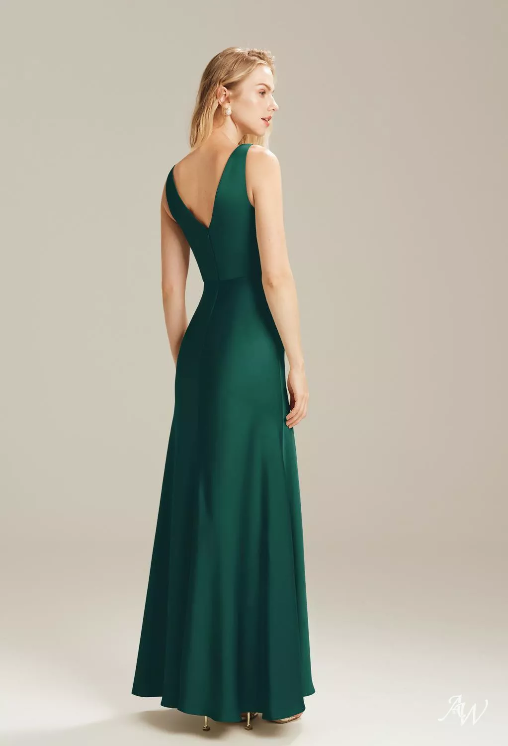 giselle dress green Giselle Dress - Emerald Green (Size: Large (Size 8)) sold out online