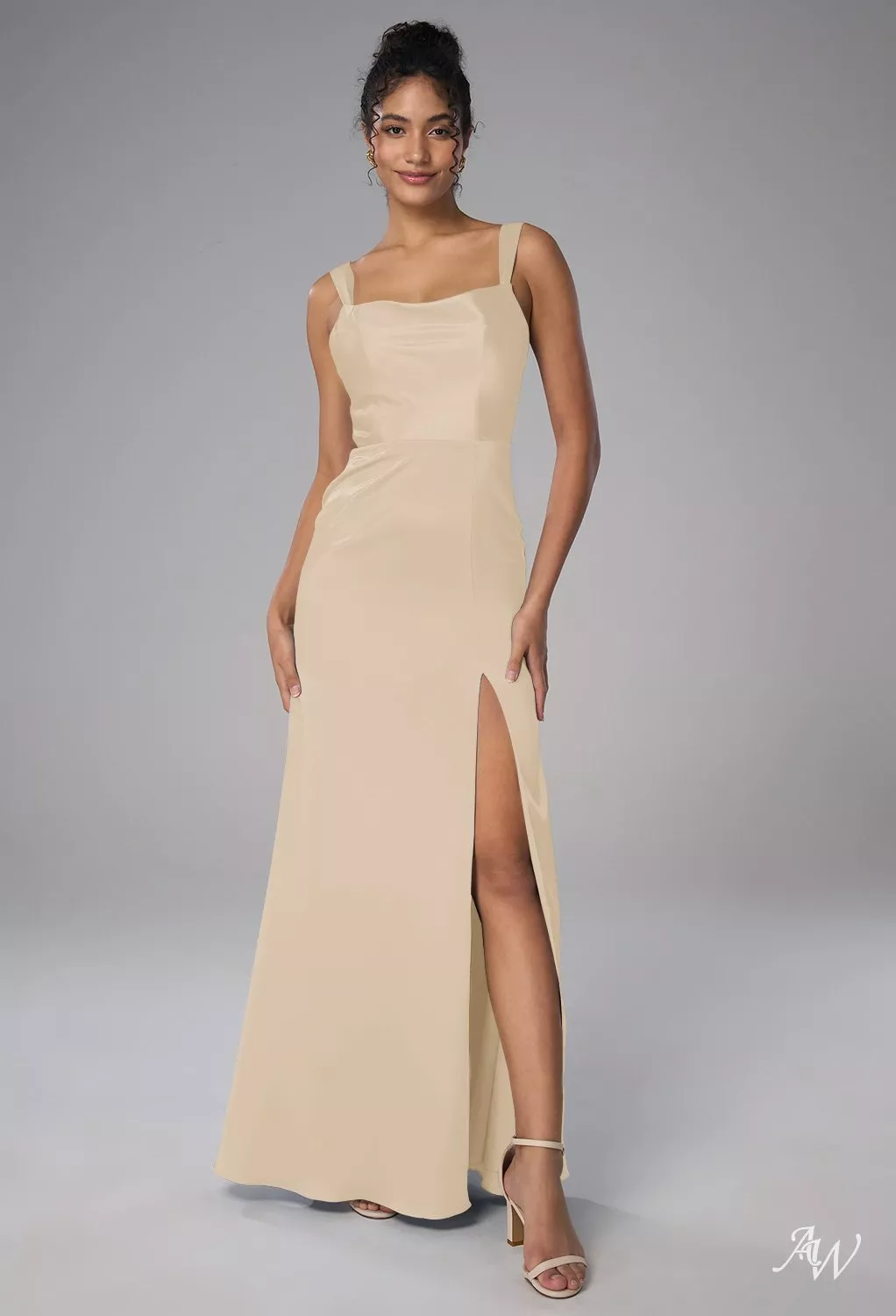 women cream dress Women's Embroidered Maxi – FineLook Luxury Rhinestones Mesh Transparent neckline and spaghetti straps vestidos de noiva Height:4.11