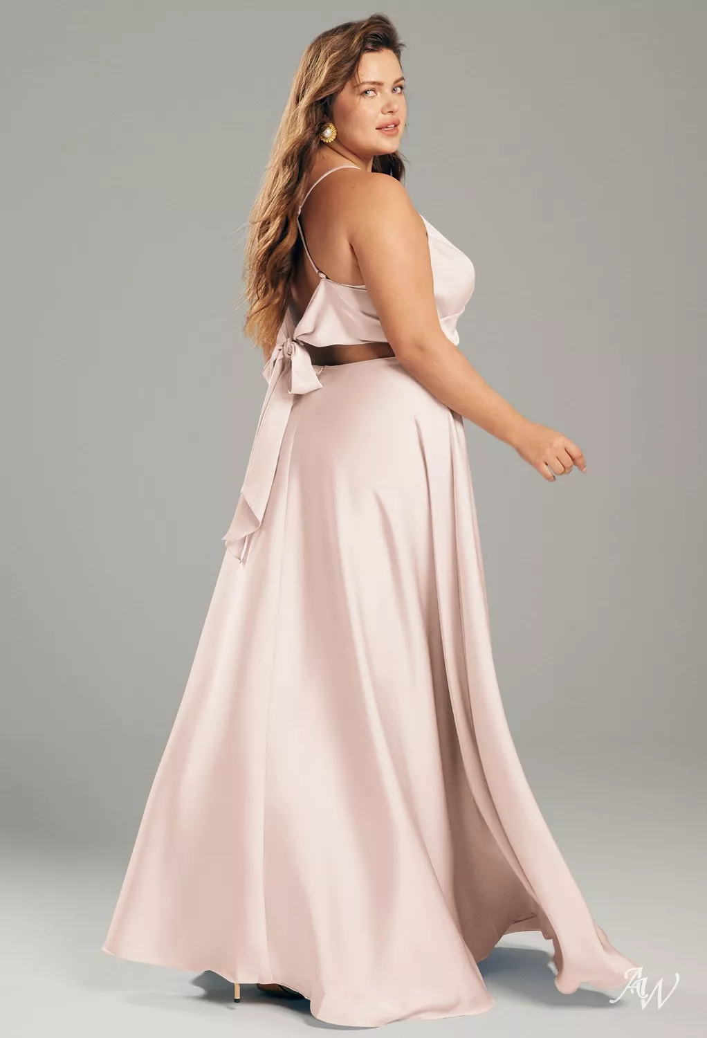AW Mattie Satin Charmeuse Apricot Bridesmaid Dresses | AW.Bridal Germany