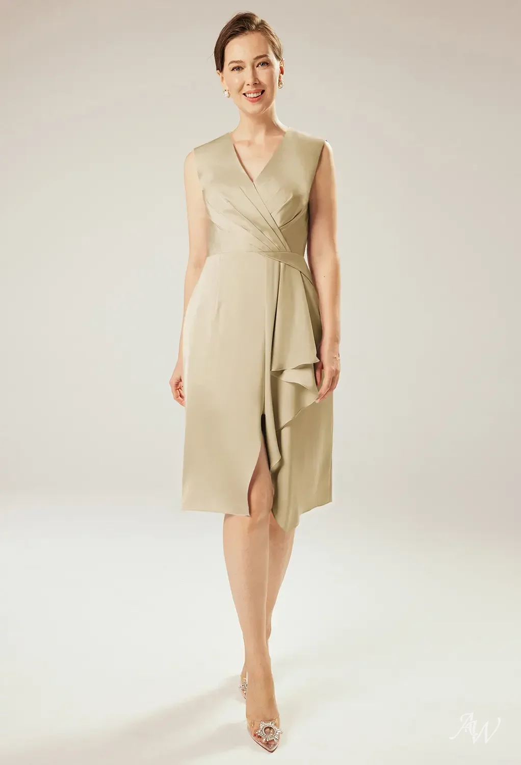 AW.Bridal Column V-Neck Knee Length Sleeveless Satin Mother of the Bride Dresses Dress Light Gold Size 8