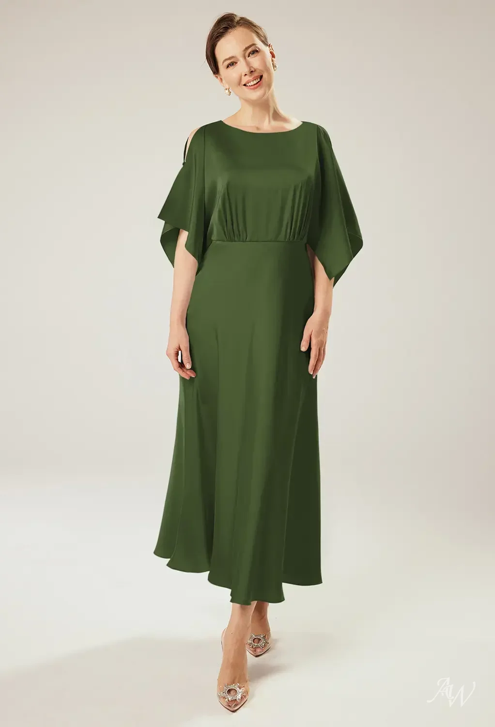 pine green dress Pine Green Velvet Dress – ZoyaHussain main image 1