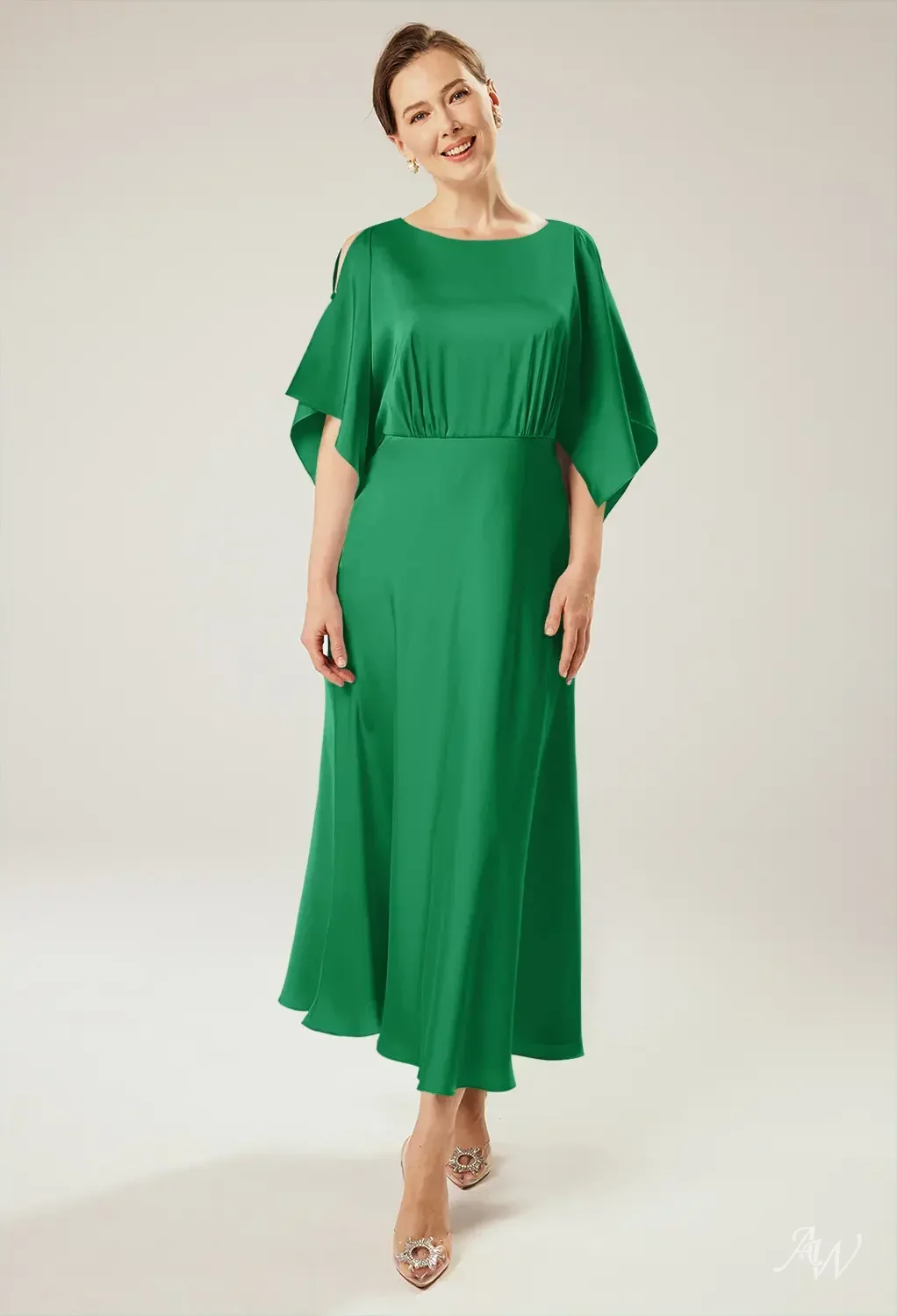green emerald velvet dress Wedtrend Women Dark Green Mermaid Mother Dress V Neck Beaded Mother of The Bride Dress with Long Sleeves, Dark Green / US18W