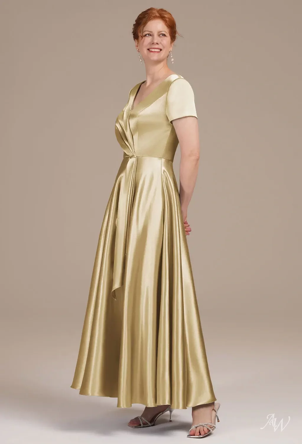 golden globes 2023 dresses Elegant Short Modest Sleeves Embroidery Floor Length Mother of the Bride Dress f the Bride Dress Champagne / L main image 1