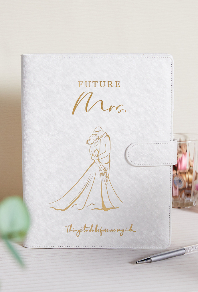 AW BRIDAL Best Engagement Gifts For Her Bride To Be Gifts∣Future Mrs  Leather Wedding Planner Book And Organizer For The Bride Wedding Planning