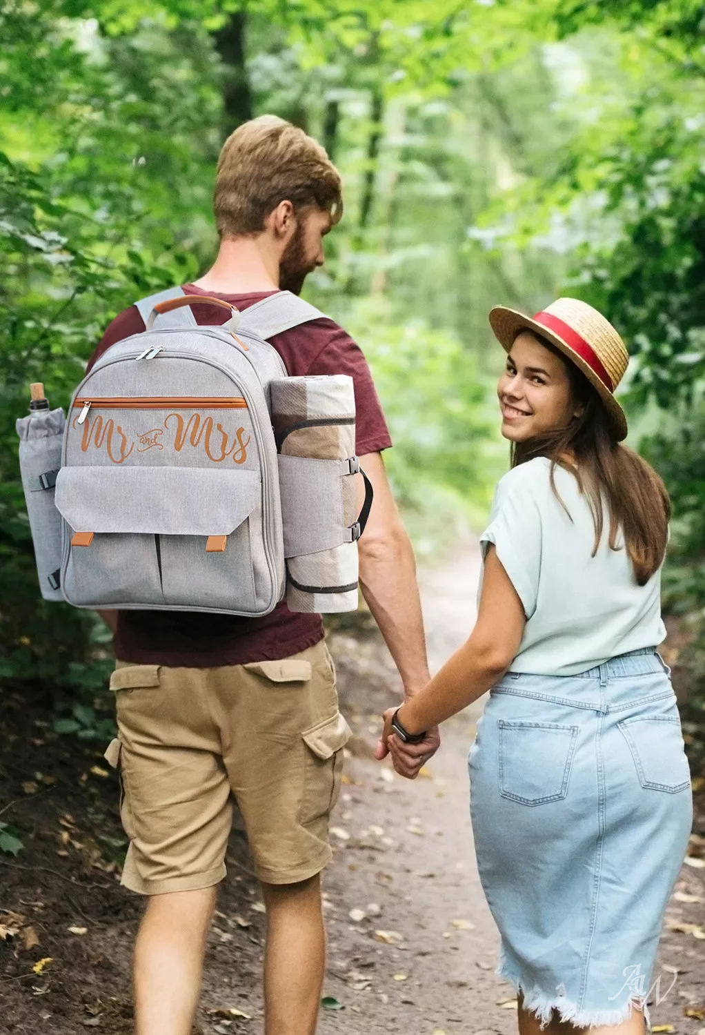AW Wedding Backpack Bag AW BRIDAL Mr & Mrs Picnic Basket, 24L Insulated Picnic  main image 4