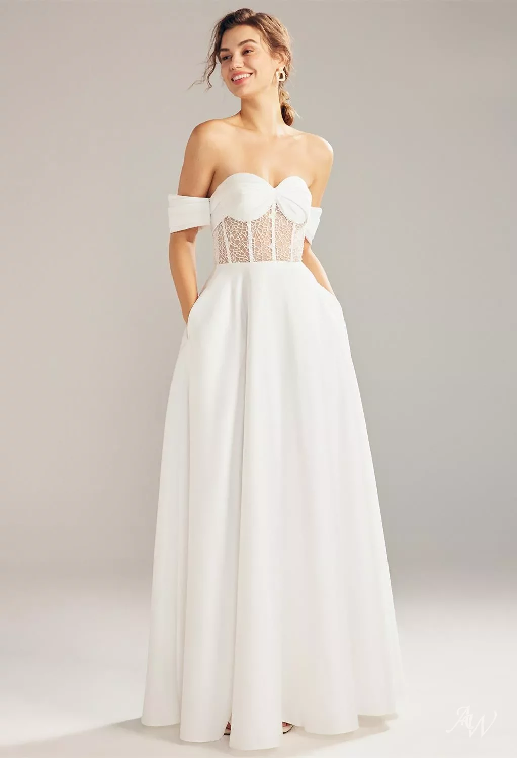 AW Giona Wedding Dress, Satin Floor Length Sweetheart Neckline Wedding  Dresses | AW.Bridal