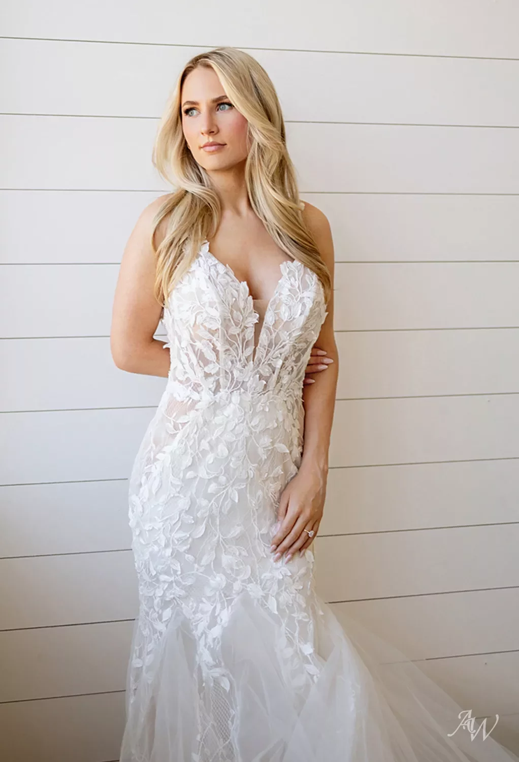 AW Parsley Wedding Dress, Tulle Floor Length V-Neck Wedding