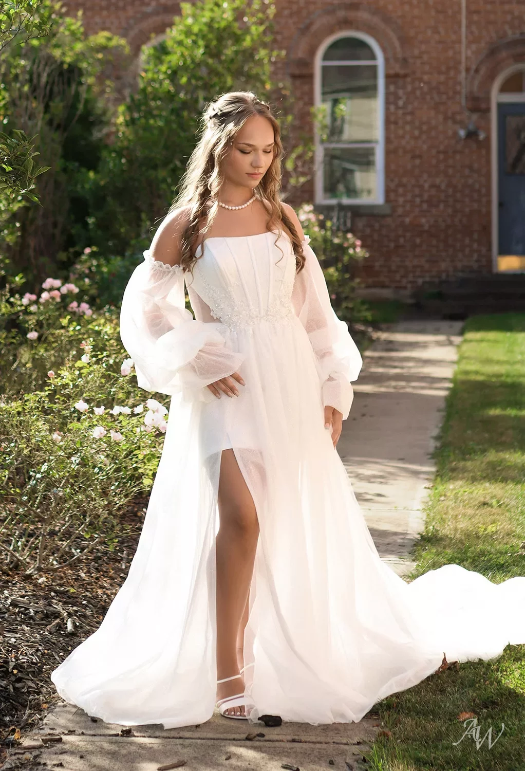 AW Lathan Wedding Dress, Tulle Floor Length Straight Neckline Wedding  Dresses | AW.Bridal