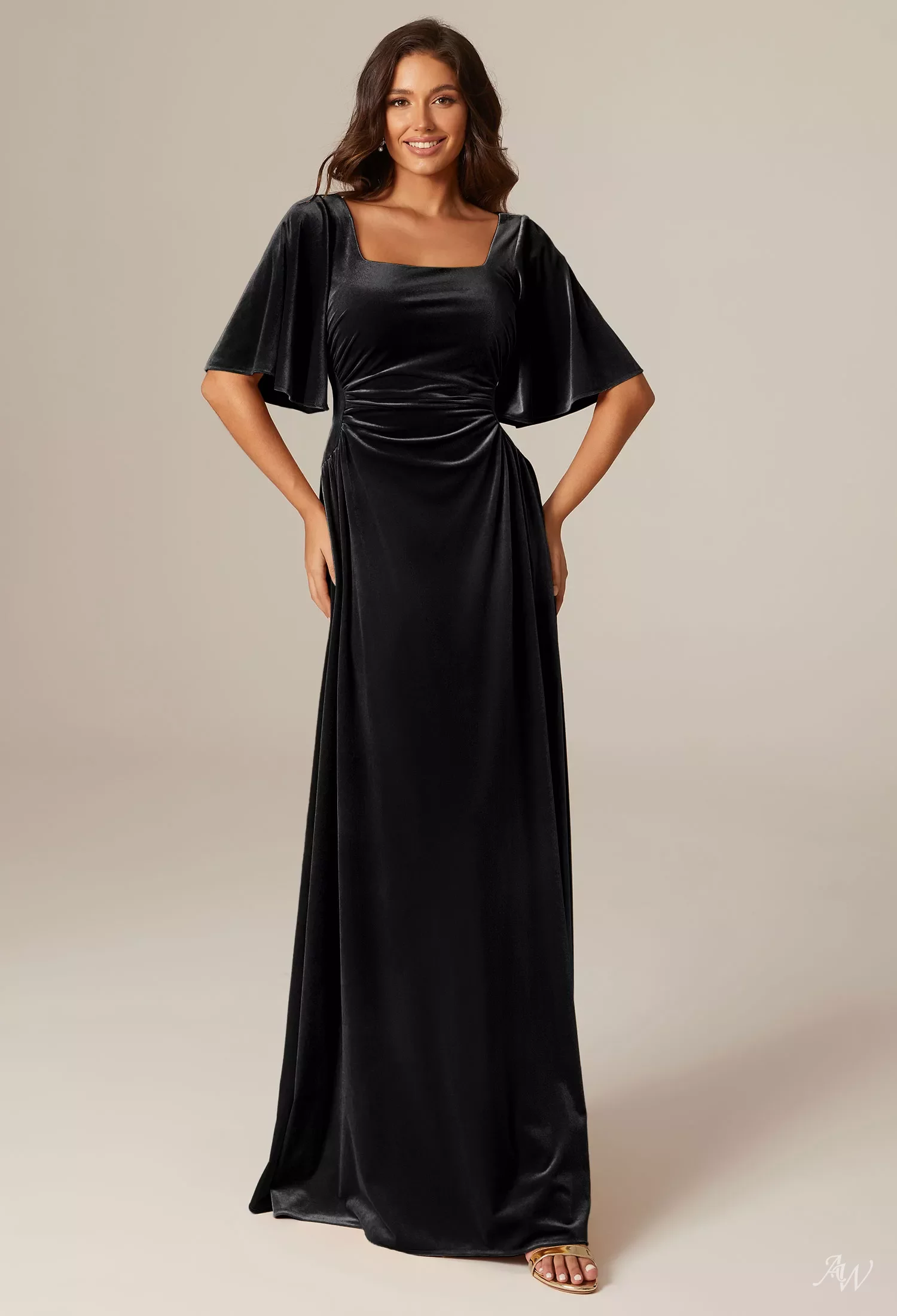 新品未使用ウノアVelour-Little black dressサイズM AW Eleanora Dress, Black Velvet Floor Length Square Neckline