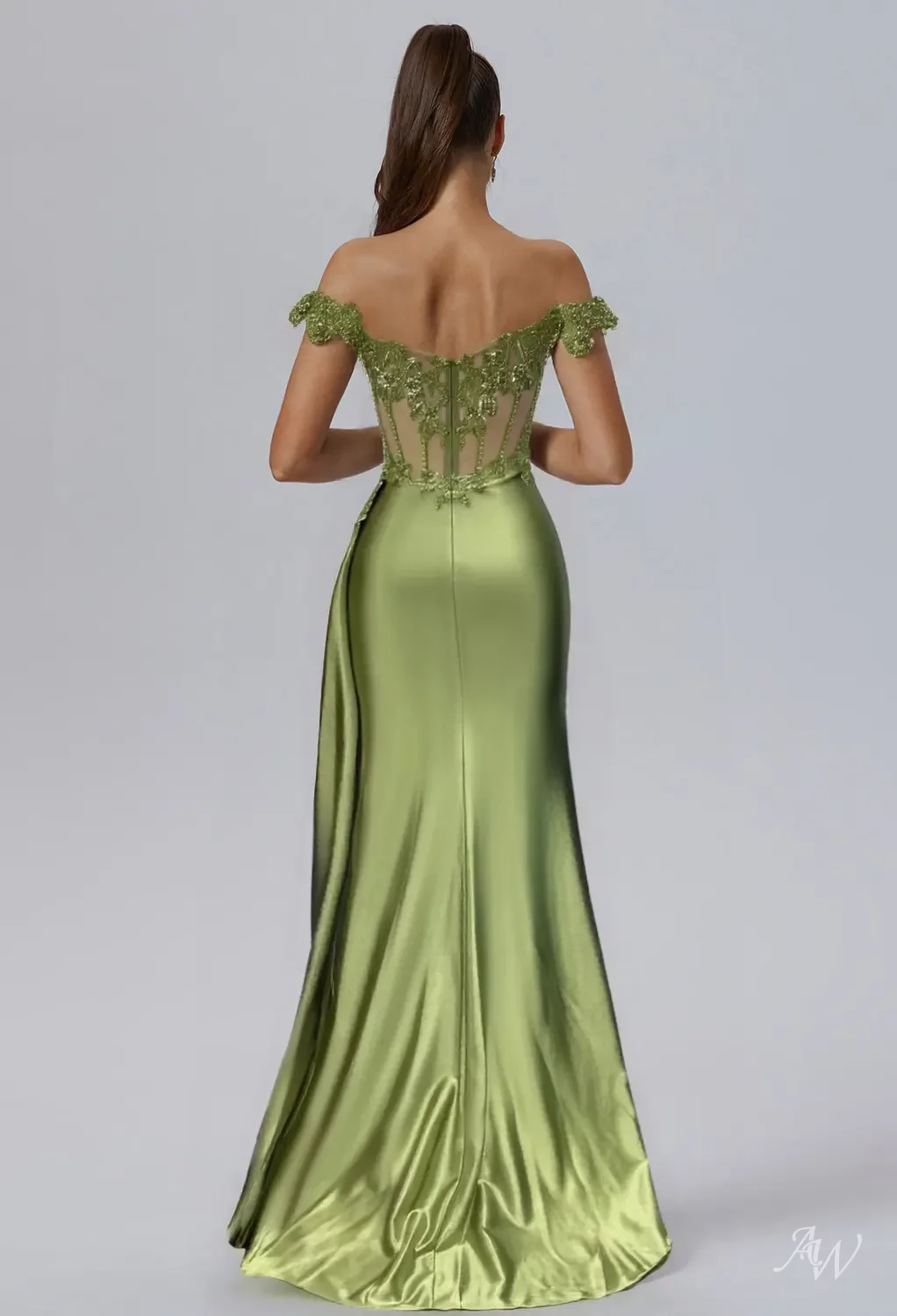 green emerald velvet dress Zara