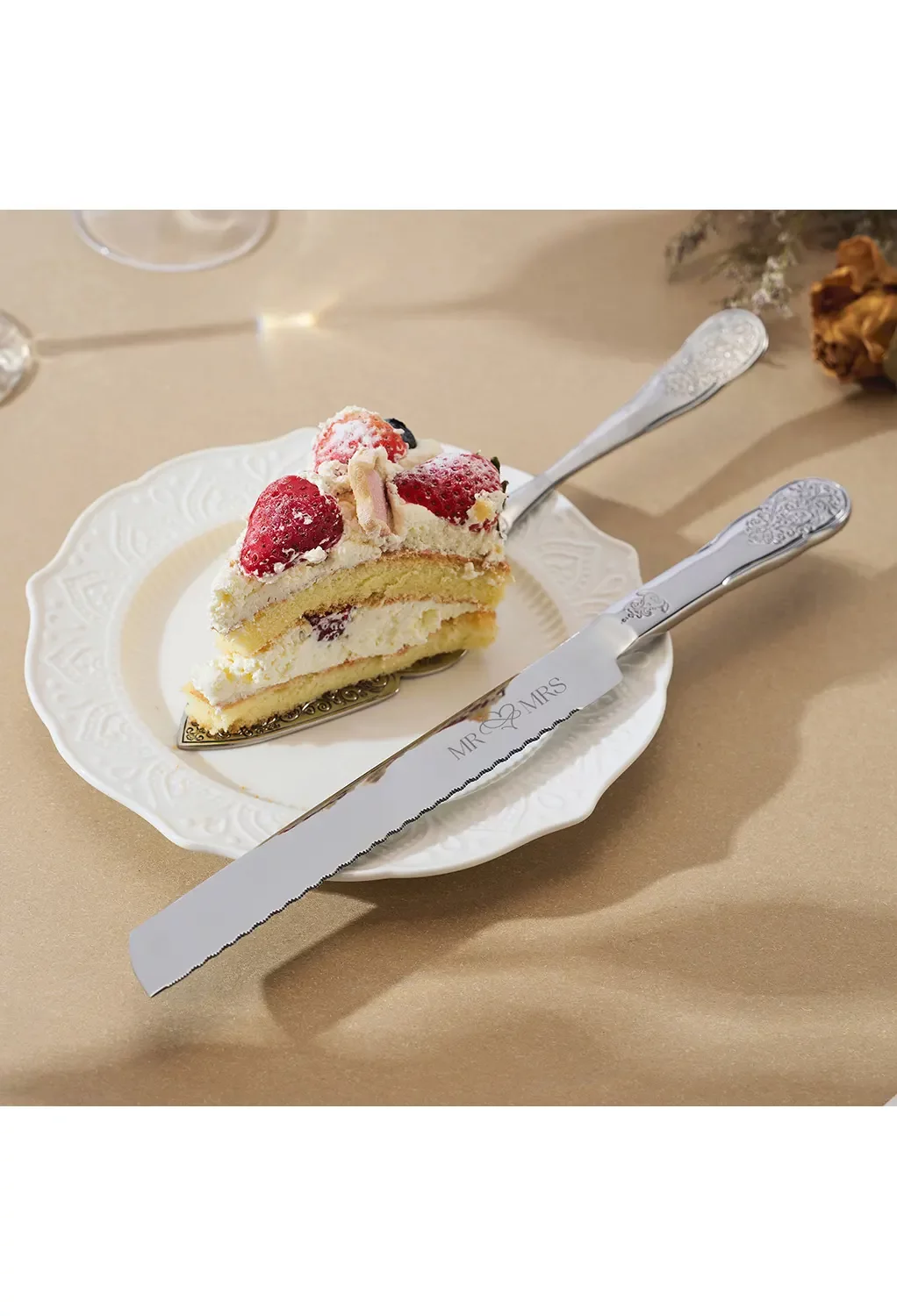 AW Cake Knife and Sever Set