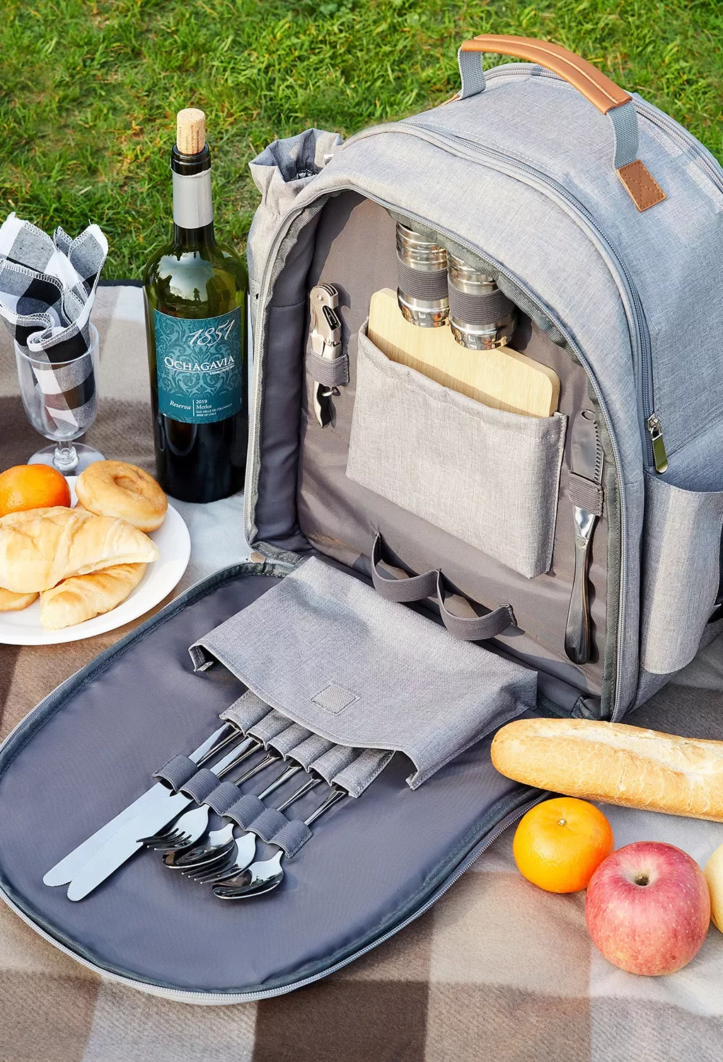 AW Wedding Gifts Picnic Backpack Bag, Gifts & Decor | AW.Bridal display picture 2