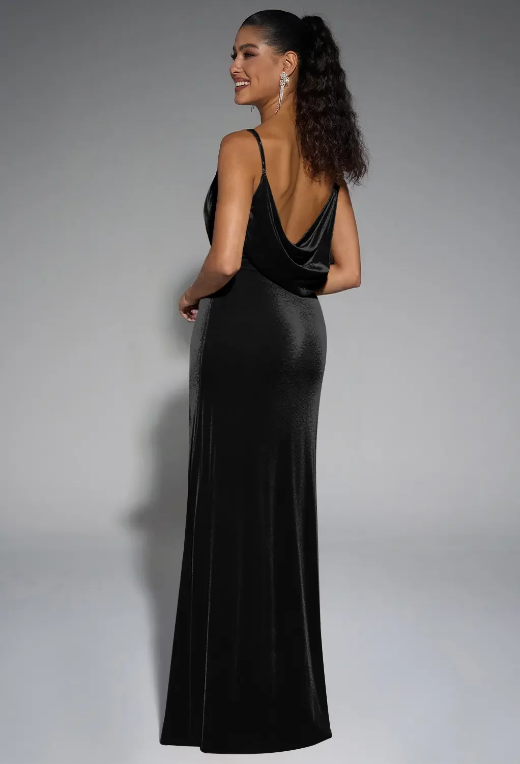 AW.Bridal Mermaid V-Neck Floor Length Sleeveless Spaghetti Straps Backless Cowl Back Long Bridesmaid Dresses Dress Black Size 16