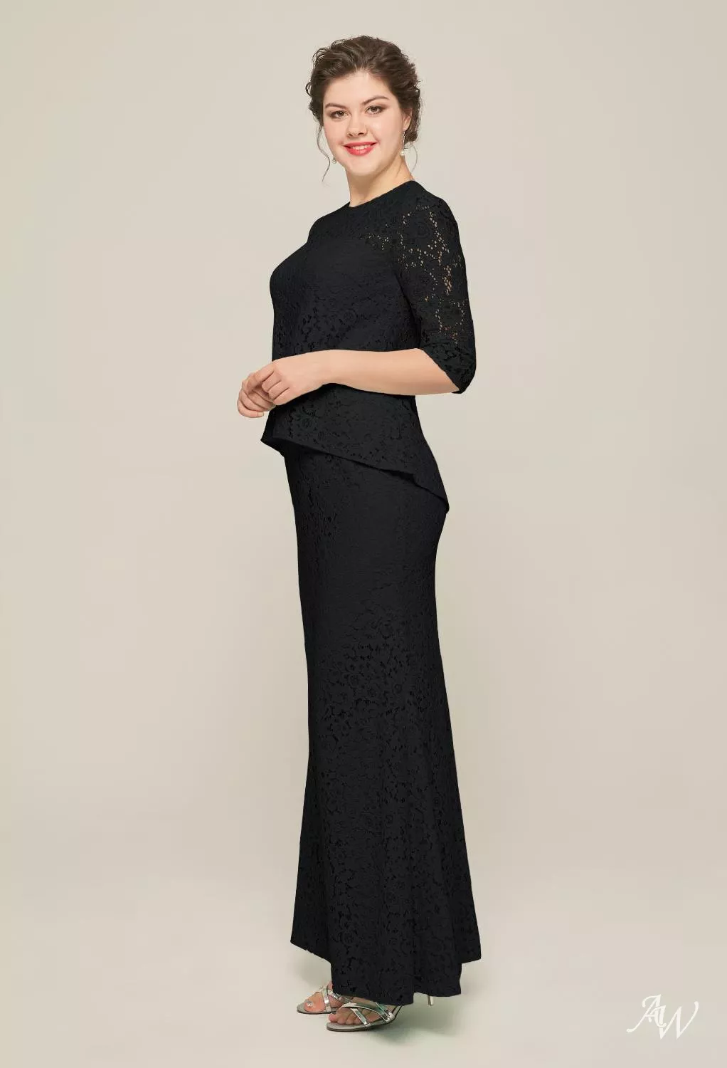 black mother of the bride dress Dresses with Sleeves,Satin Beaded Mother Dre Its the perfect choice for mothers of the bride or groom Elegant Black Lace Long Sleeve
