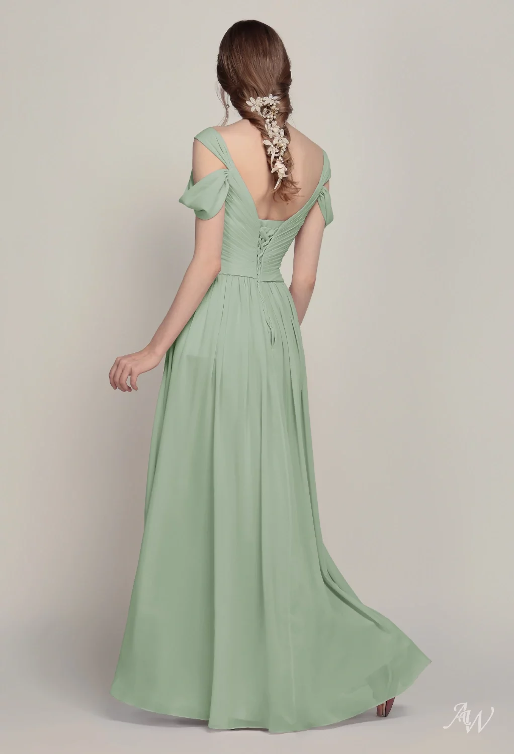 AW.Bridal A-Line Sweetheart Neckline Floor Length Sleeveless Chiffon Pleat Long Bridesmaid Dresses Sage Green Size 4