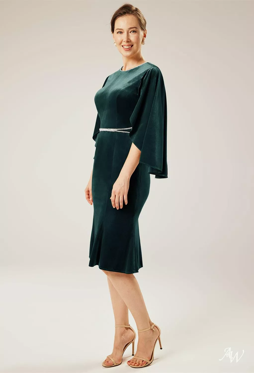 hunter green sheath dress AW.Bridal Mermaid Bateau Neckline Knee Length Short Sleeves Mother of the Bride Dresses Size 8 gown
