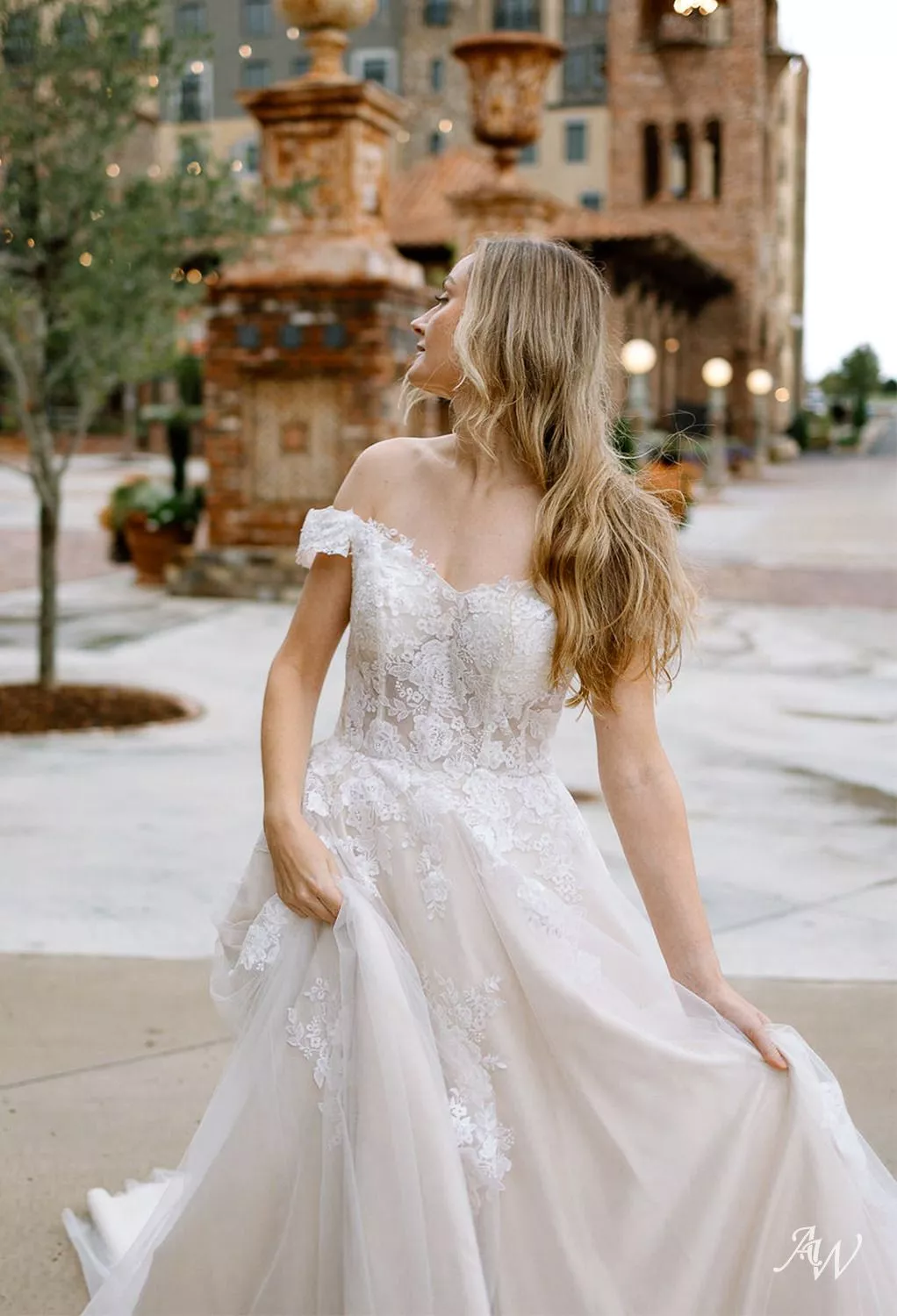 a line sweetheart neckline wedding dress A Line Wedding Dresses Sweetheart Neckline Tulle Strapless White / US:8-10 main image 0