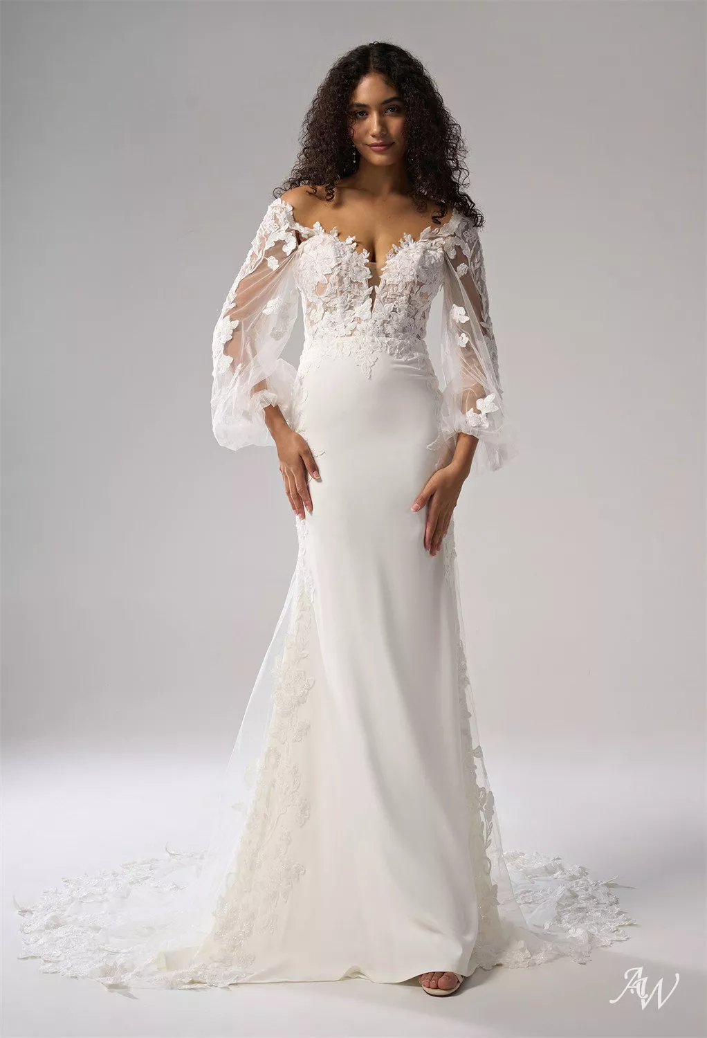 ivory cashmere wedding dress Hayley Paige Giada 1501