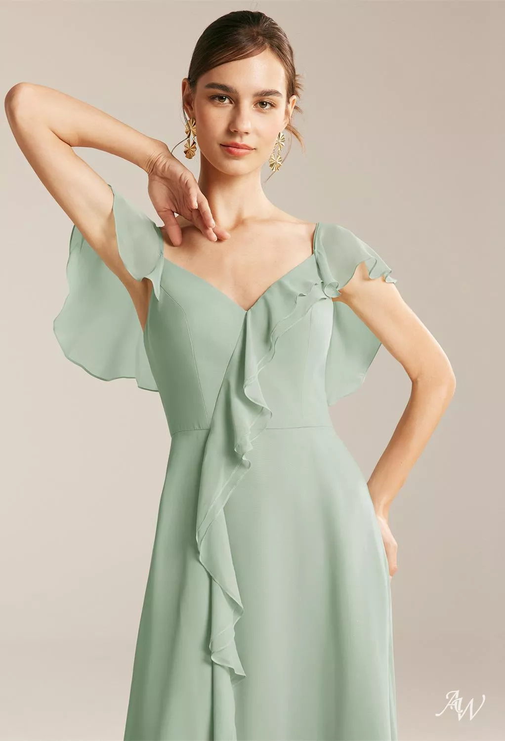 green emerald velvet dress Women's V Neck Chiffon Bridesmaid Dresses with Slit Long Mermaid Formal  Party Dresses Ruched Prom Dress Sage Green Size 10 at Amazon Women's  Clothing store
