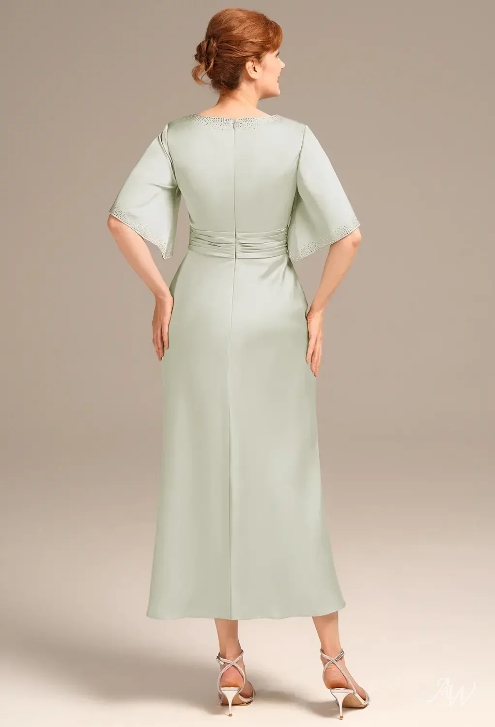 green emerald velvet dress Dusty Sage Green Mother of Bride Dress A-Line Appliques 3/4 Sleeves V-Neck Tea-Length Chiffon Mother of The Bride Dress