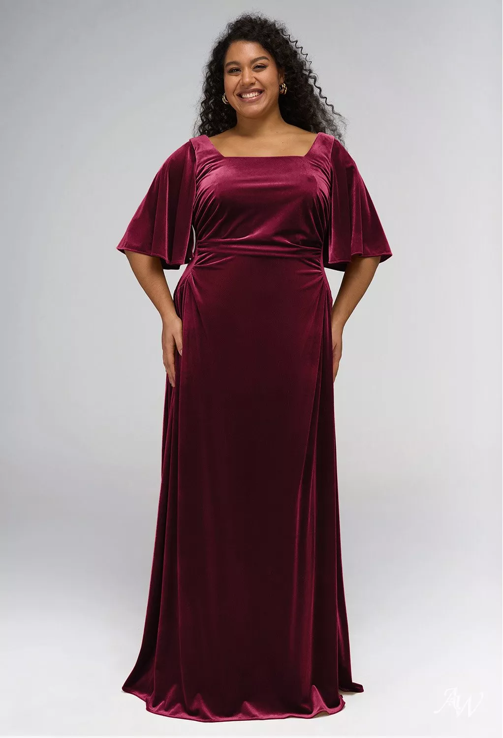 Plus Size Maid Of Honor Burgundy Dresses A-Line V-Neck Floor Length Short  Sleeves Chiffon