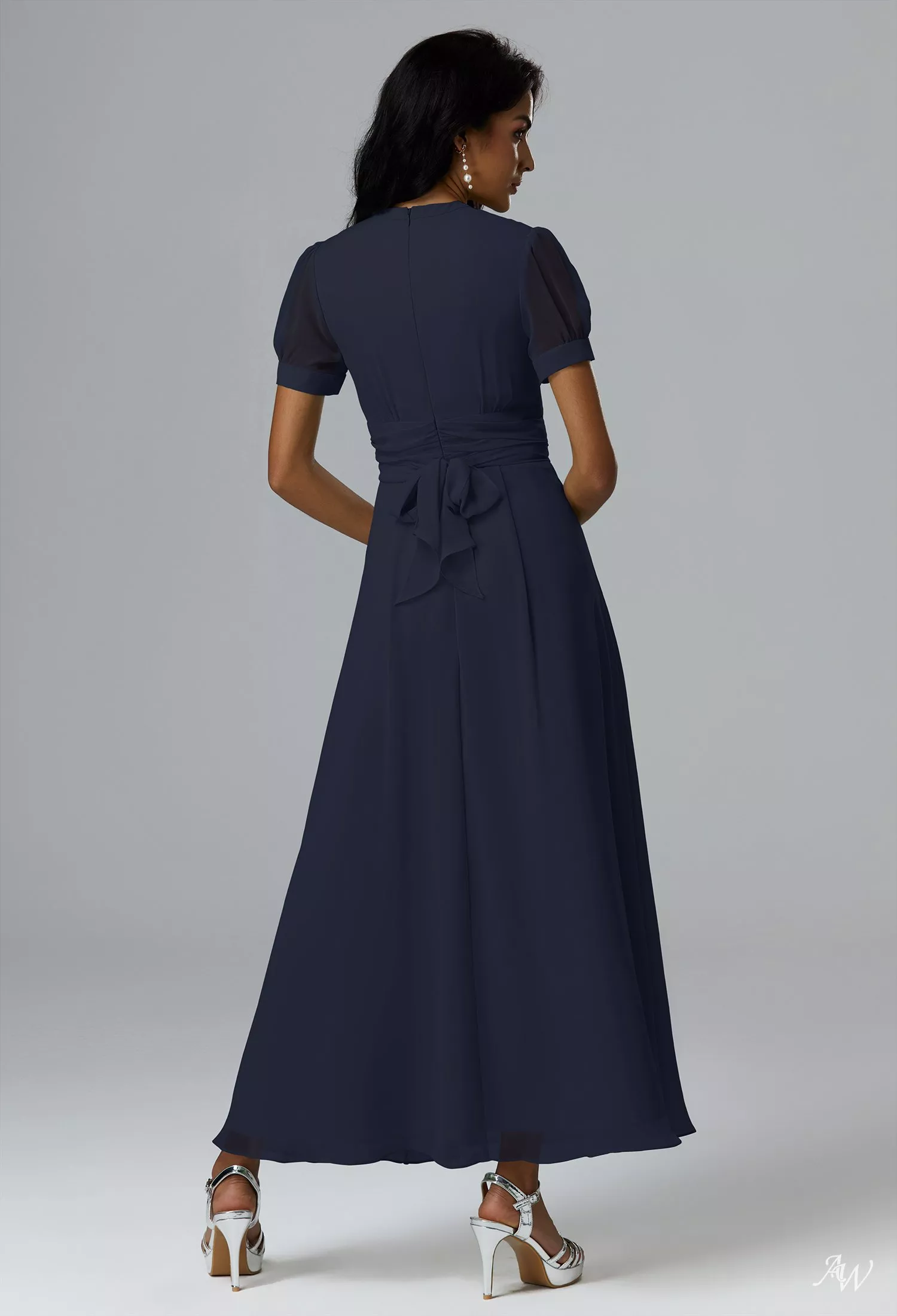 Robe Sans Manches Designer Christina Herrera Navy En Soie Taille 12 - Neuve Avec étiquettes