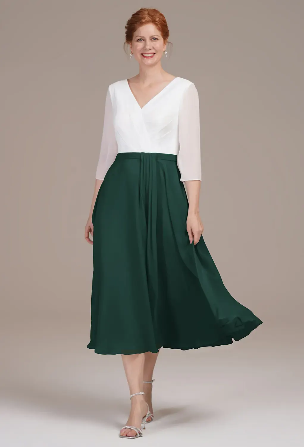 slim fit dress slacks Emerald Green Mother of The Bride Dresses 2 Pieces A Line V Neck Appliqued Knee Length Mother of The Bride Dresses with Jacket main image 1
