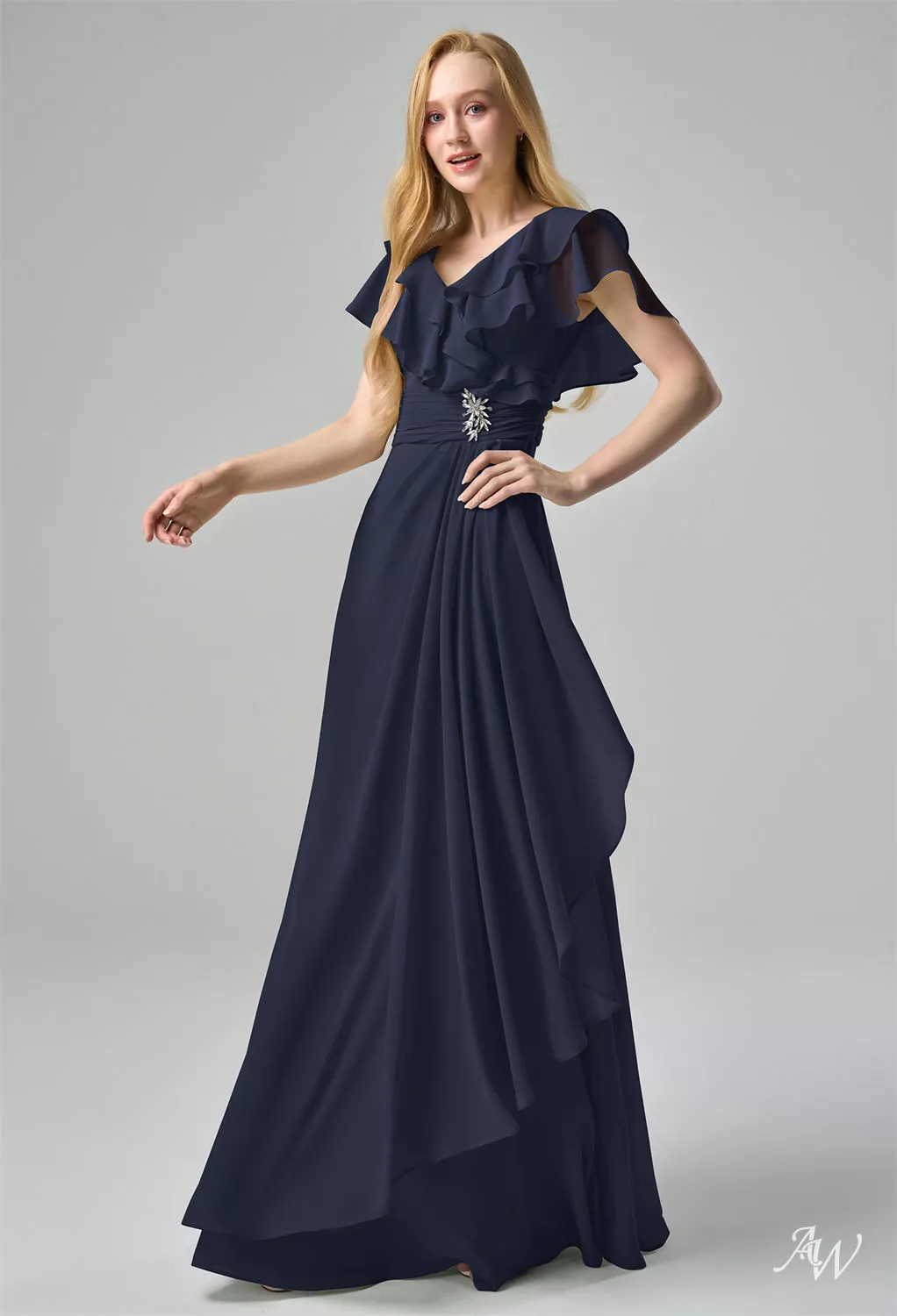 Bridesmaid Dresses Black And Navy Dresses Vintage Navy Blue Velvet Ball Gown  Wedding Dresses Gold Lace