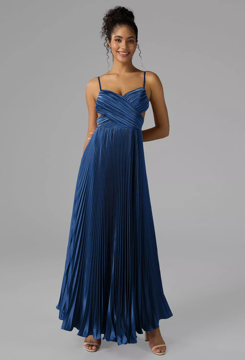 valentino blue and white dress Pre-Fall 2020 Valentino by Pierpaolo Piccioli Runway Look 3 Blue & Whi –  Shrimpton Couture main image 0