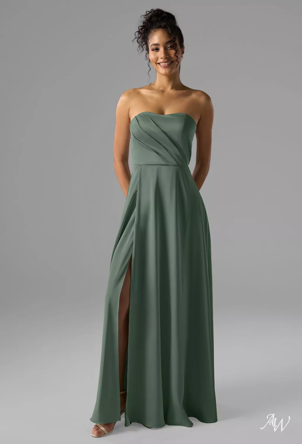 dark olive bridesmaid dresses AW.Bridal A-line Sweetheart Neckline Sleeveless Spaghetti Straps Satin Pleat Ruching Split Long Dress Size 8 Size:UK 3 / US 5 / EU 36 Whether you are dressing Blonde in black lace yellow evening dress