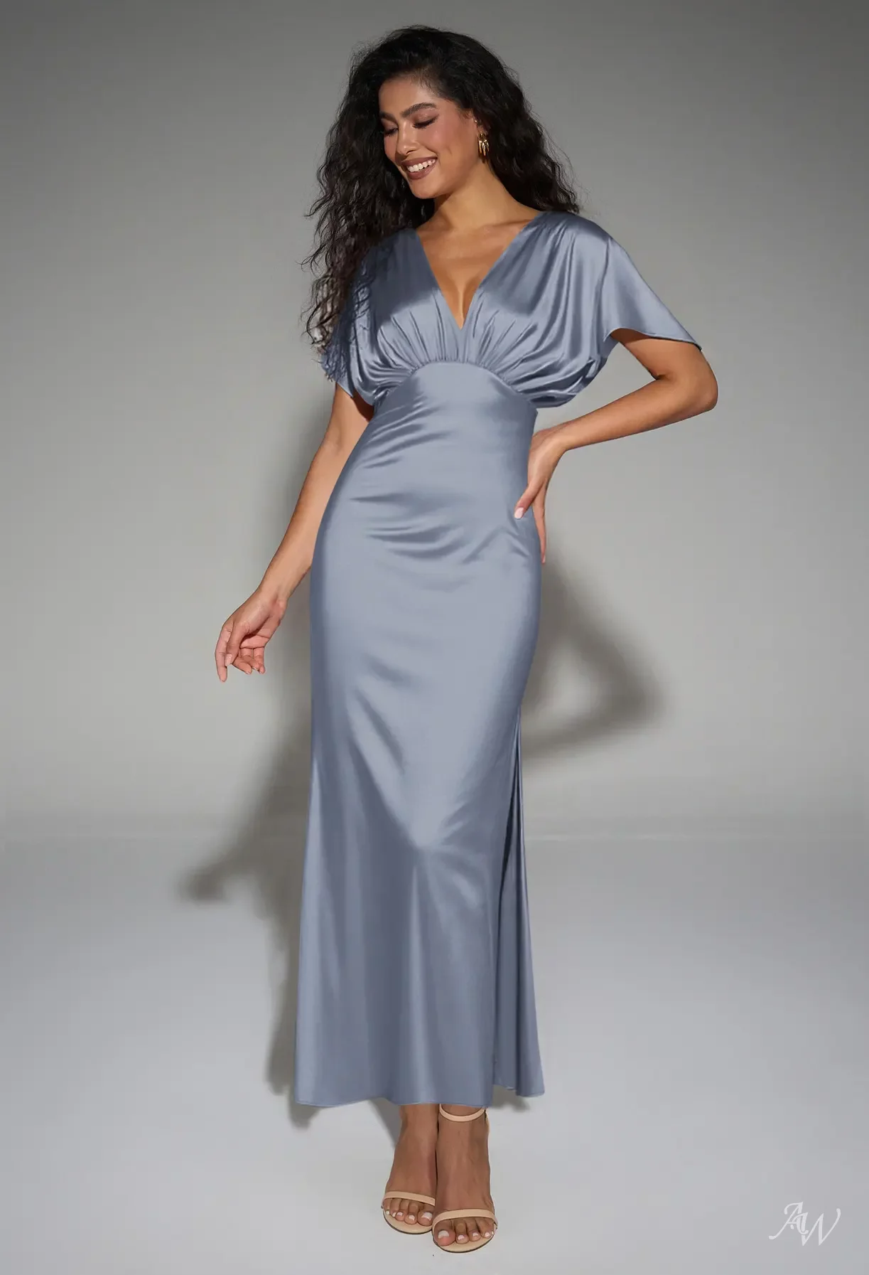 silk midi dress with sleeves Baby Indigo Mulberry – Vintage Bias Cut M Size:XL (US 13+) 5’10 tall Model is colorCode_858 What Colour Shoes to