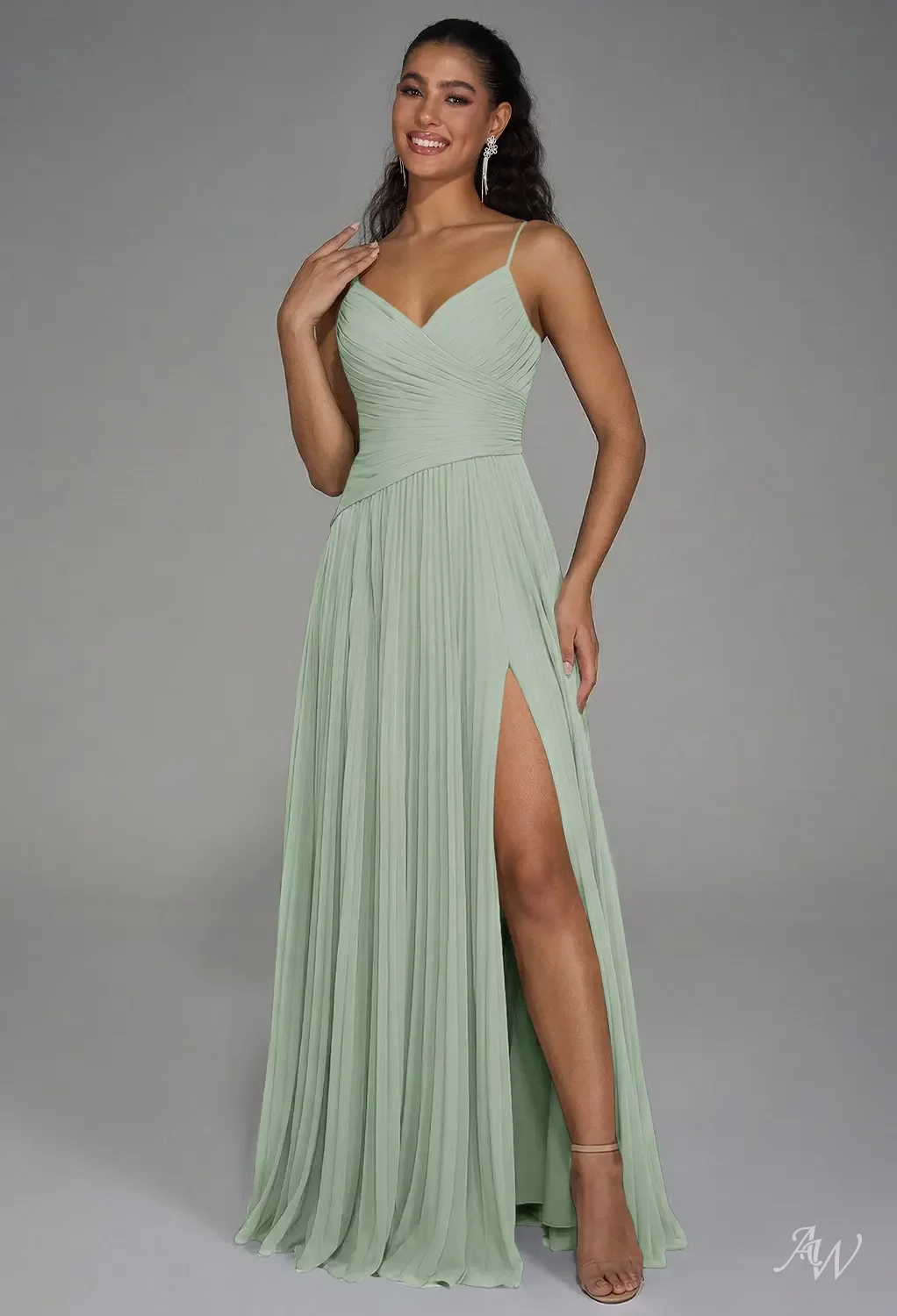 angelina green dress Angelina Jolie Is Giving Timeless Elegance In This Olive Green Boho Dress
